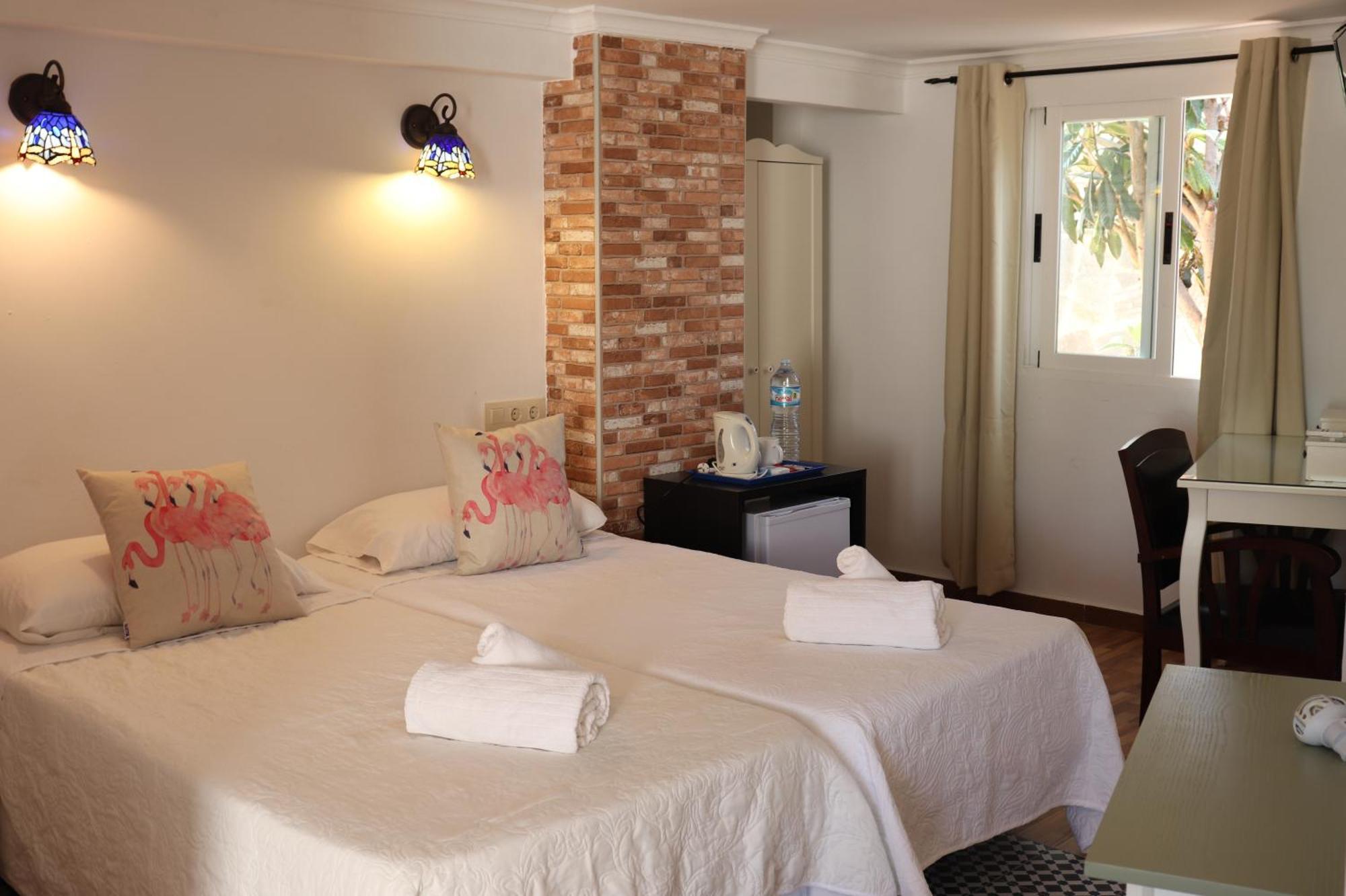 Hotel Casa Dia Y Noche Calpe Ngoại thất bức ảnh